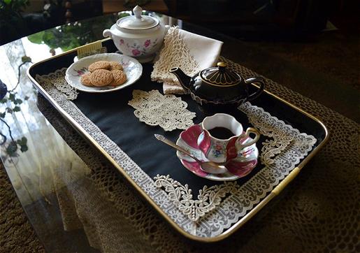 FSL Embellished Tray Liner