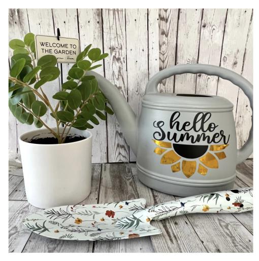 Hello Summer Watering Can / SVG