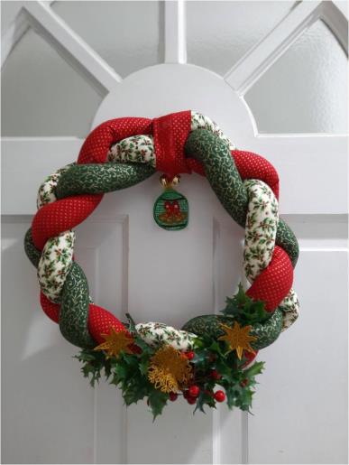 Christmas Plaited FSL Wreath