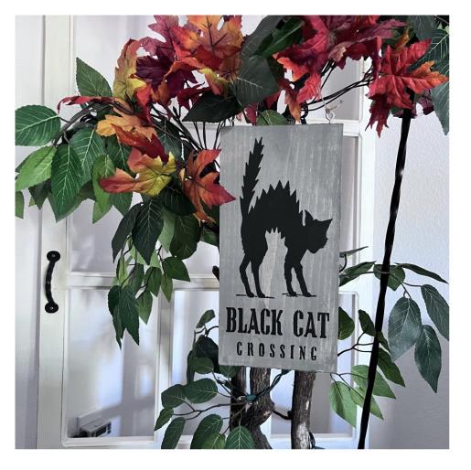 Black Cat Crossing Wood Plank Signage/SVG