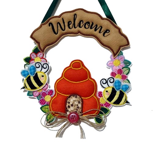 In The Hoop Embroidery Design of a Honey Bee Wreath