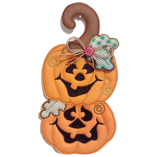 Pumpkin Patch Welcome: ITH Embroidery Design for a Halloween Door Hanger